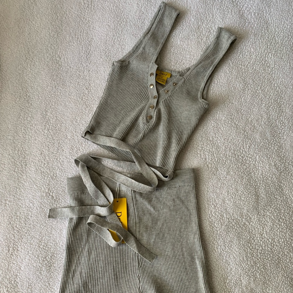 Two piece ribbed set